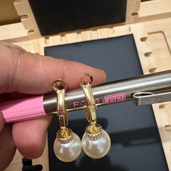 Fashion pearl dangling earrings - Picture 4 of 5